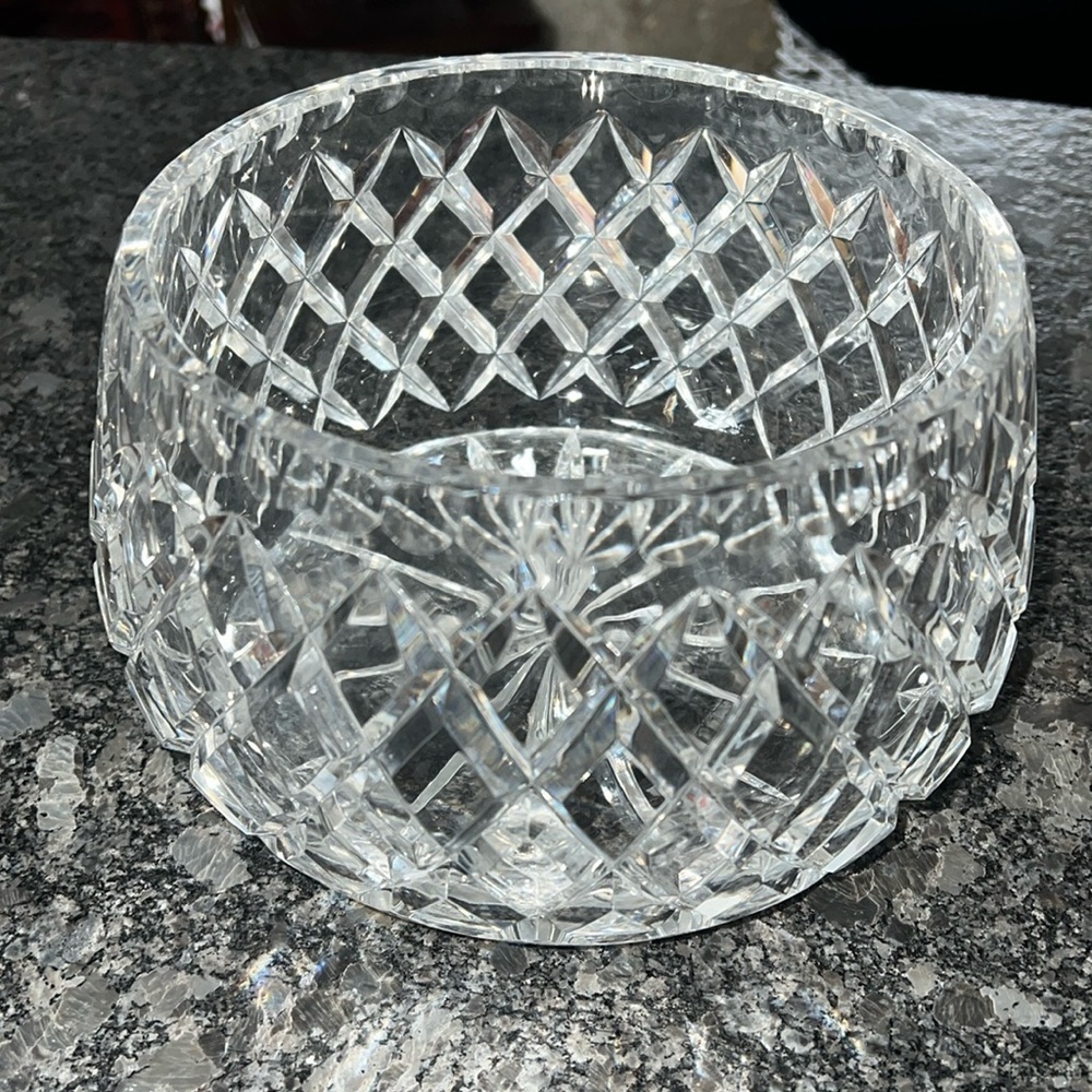 Chech Crystal Diamond Pattern Vintage 1970's  Large Round Bowl Vase